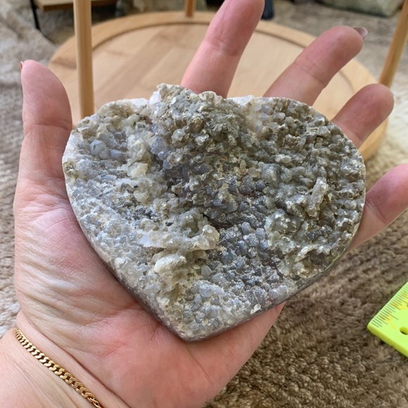 Gorgeous amethyst flower crystal heart - Picture 5 of 7